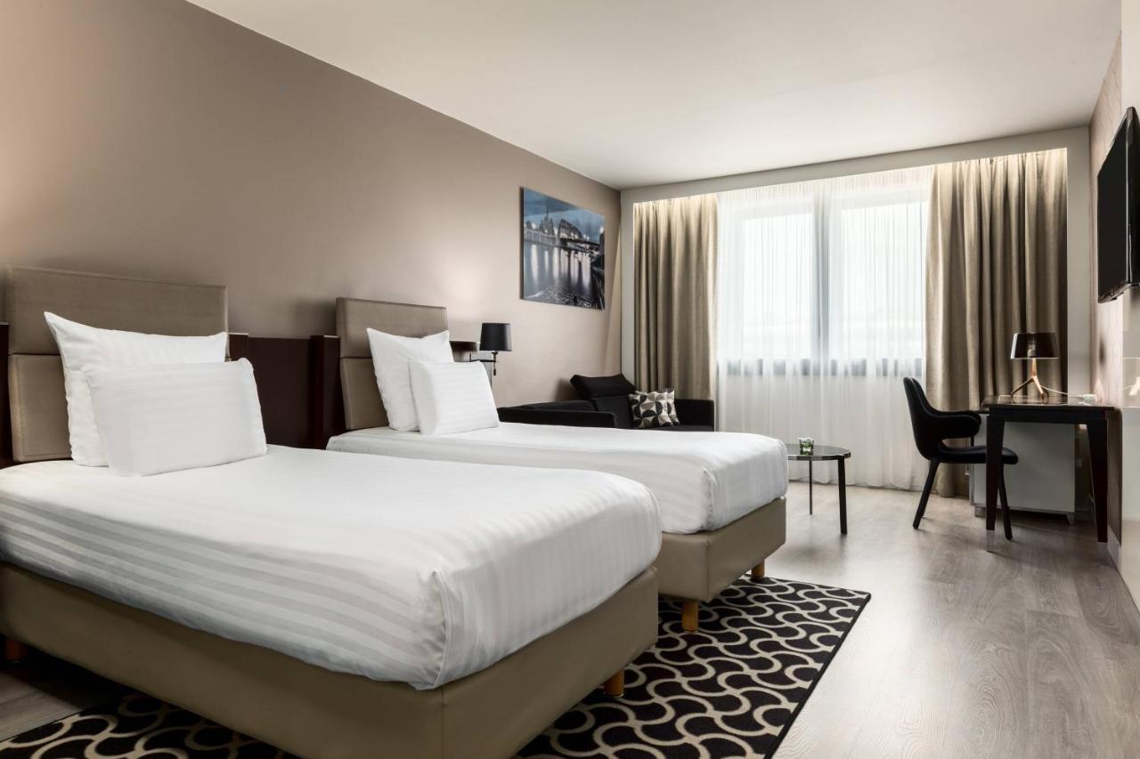 Ac Porte Maillot By Marriott Hotel Parijs