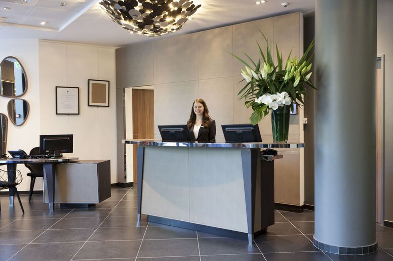 Ac Porte Maillot By Marriott Hotel Parijs